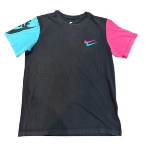 Nike Color‎ Block Tee – Black, Pink & Teal Swoosh Shirt
Size: Men’s Medium